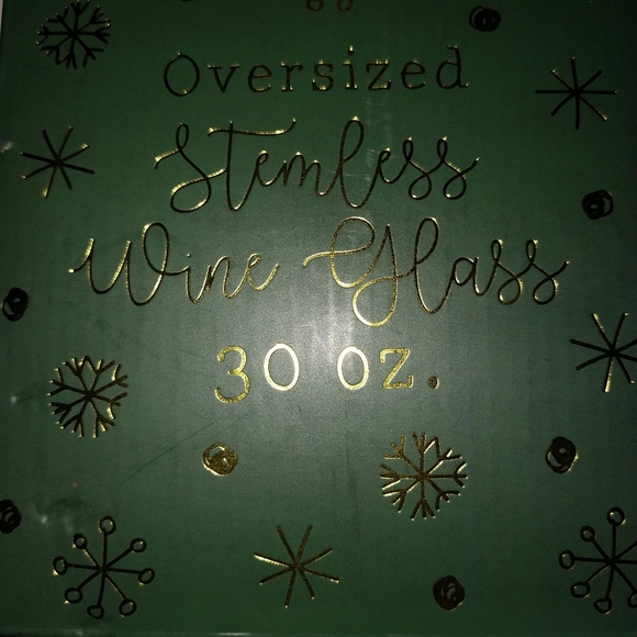 Francesca's oversized stemless Wine Glass 30 oz. - Picture 2 of 11